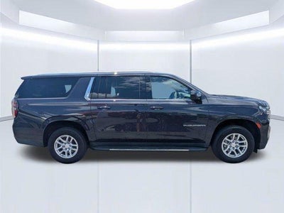 2022 Chevrolet Suburban LT