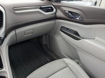 2020 GMC Acadia SLT