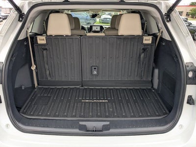 2024 Toyota Highlander XLE