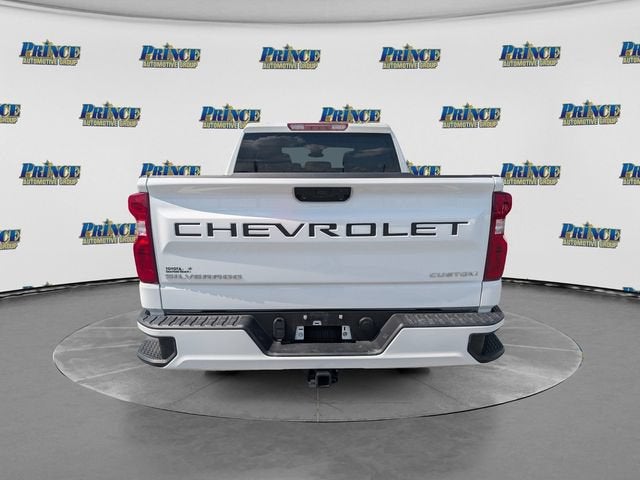 2025 Chevrolet Silverado 1500 Custom