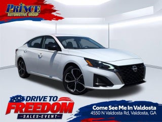2025 Nissan Altima SR
