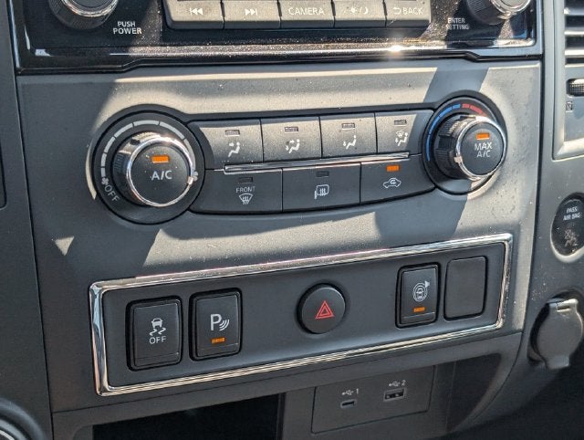2024 Nissan Titan SV