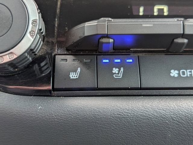 2023 Toyota Tundra 4WD Platinum Hybrid