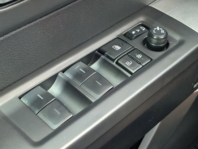 2023 Toyota Tundra 4WD Platinum Hybrid