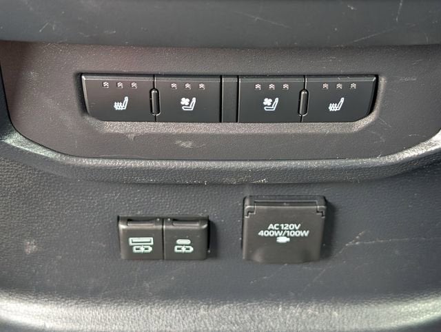 2023 Toyota Tundra 4WD Platinum Hybrid