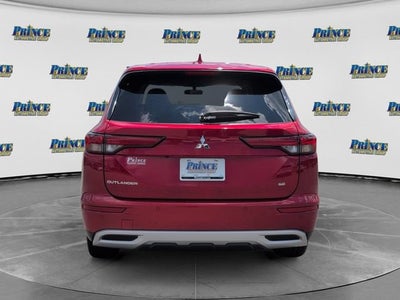 2024 Mitsubishi Outlander SE