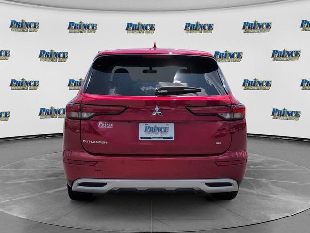 2024 Mitsubishi Outlander SE
