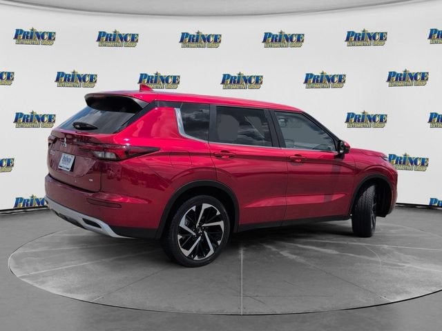 2024 Mitsubishi Outlander SE