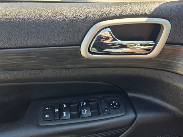 2019 Jeep Grand Cherokee Laredo E