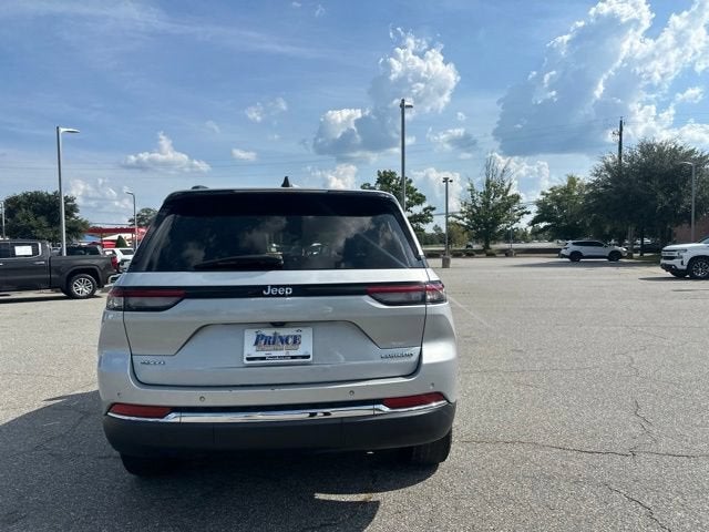 2024 Jeep Grand Cherokee Laredo X