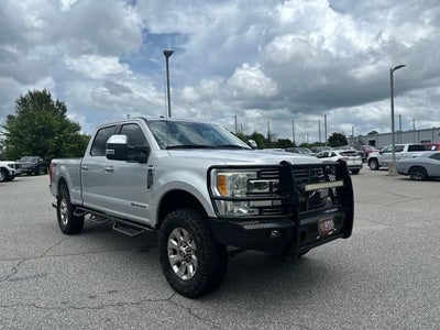2017 Ford Super Duty F-250 SRW Lariat
