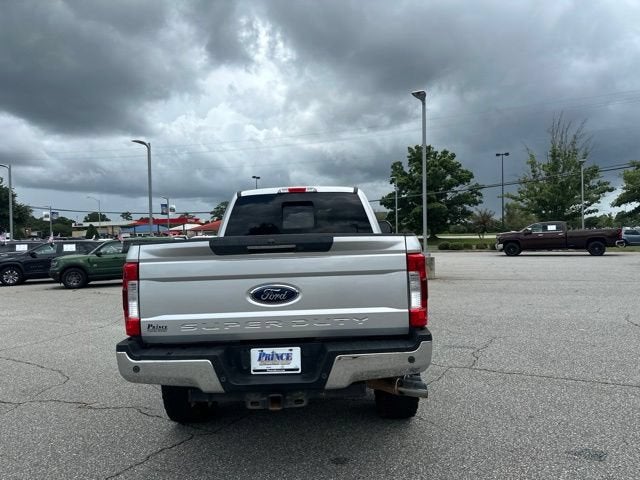 2017 Ford Super Duty F-250 SRW Lariat