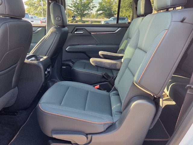 2025 GMC Acadia AT4