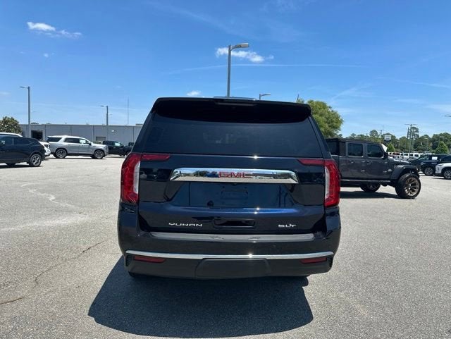 2023 GMC Yukon XL SLT