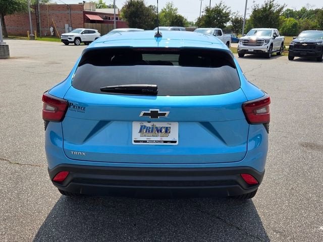 2025 Chevrolet Trax LS