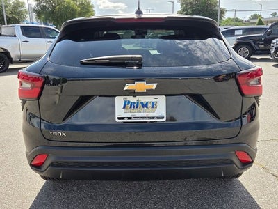 2025 Chevrolet Trax LS