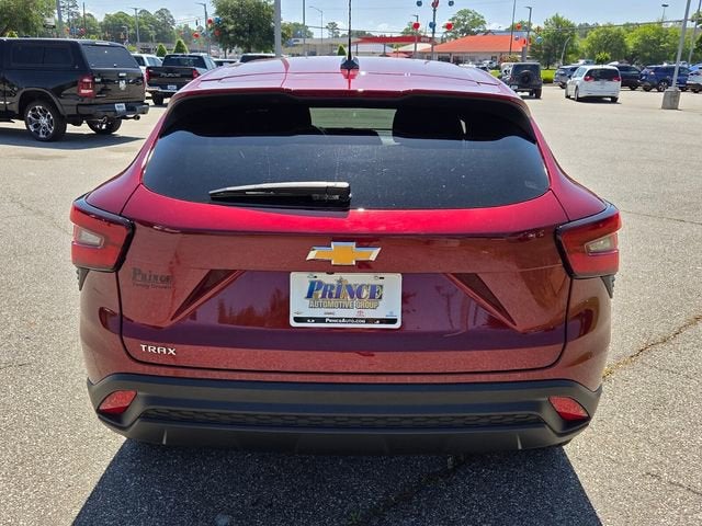 2025 Chevrolet Trax LS