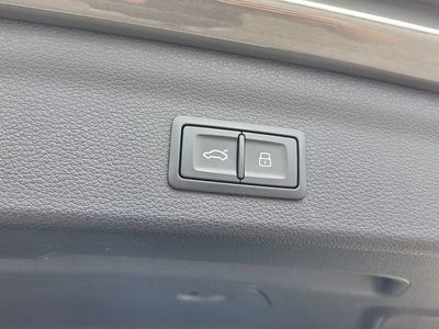 2024 Audi Q3 S line Premium