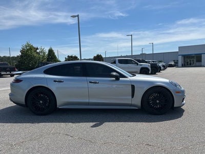 2019 Porsche Panamera RWD