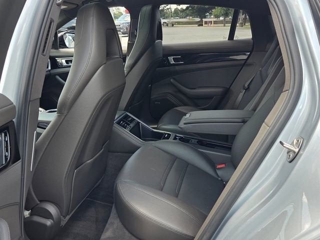 2019 Porsche Panamera RWD